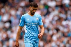 Chia tay Pep, Man City nguy cơ mất thêm trụ cột