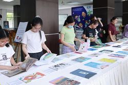 100 cuốn sách tranh Việt Nam để yêu và nhớ