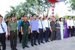 Dâng hương tưởng niệm 121 năm Ngày sinh đồng chí Hoàng Quốc Việt