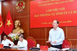 Bộ Chính trị làm việc với Cà Mau để tìm động lực mới cho tăng trưởng và tinh gọn bộ máy