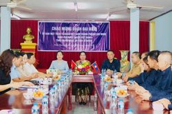 Thắt chặt tình hữu nghị Việt-Lào