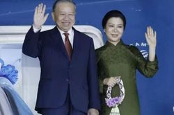 Tổng Bí thư, Chủ tịch nước Tô Lâm và Phu nhân lên đường thăm Singapore