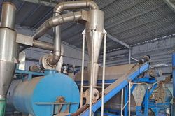 Tây Ninh: Bị đình chỉ hoạt động, nhà máy sản xuất thức ăn chăn nuôi vẫn hoạt động 'chui'