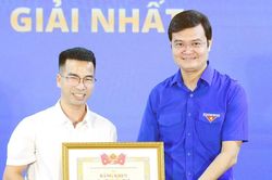 Công bố tác phẩm đoạt giải cuộc thi sáng tác tranh cổ động tuyên truyền Đại hội Đoàn toàn quốc XIII