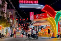 Nghịch lý Phố đêm Chợ Nhỏ nổi tiếng Gia Lai