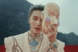 Gần 600.000 người xem trực tiếp Sơn Tùng và rapper tỷ view