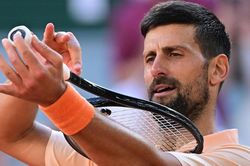 Djokovic vượt Federer lập kỷ lục tại Grand Slam