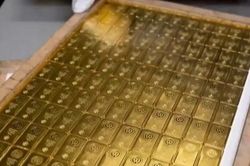 Mỹ bắt cựu quan chức CIA biển thủ hơn 300 thỏi vàng trị giá 40 triệu USD