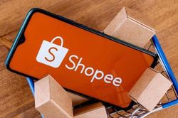 Ủy ban Cạnh tranh Quốc gia y&ecirc;u cầu Shopee kh&ocirc;ng &aacute;p dụng c&aacute;c loại ph&iacute; mới