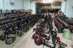 CSGT TPHCM đột kích loạt lò 'độ' xe điện, tạm giữ hàng trăm phương tiện
