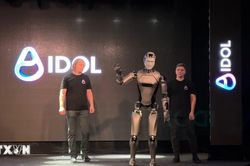 CEO Nvidia, OpenAI rút lại dự báo về nguy cơ AI thay thế việc làm