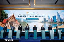 Tổng Bí thư, Chủ tịch nước Tô Lâm và Thủ tướng Thái Lan dự Diễn đàn Doanh nghiệp Việt Nam-Thái Lan