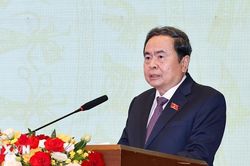 Bảo đảm chính sách dân tộc được thể hiện đầy đủ, thực chất trong từng dự án luật, nghị quyết