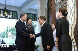 Tổng Bí thư, Chủ tịch nước Tô Lâm và Phu nhân hội kiến Nhà Vua Thái Lan và Hoàng hậu