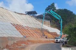 Trước mùa mưa bão, Lâm Đồng tăng tốc xử lý các 'điểm nóng' sạt lở trên quốc lộ