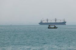 EU cảnh báo thiếu nhiên liệu bay nếu khủng hoảng Hormuz kéo dài