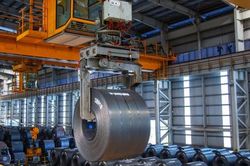 Ukraine khởi xướng điều tra chống bán phá giá thép