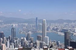 Hồng Kông vượt Thụy Sỹ thành trung tâm quản lý tài sản nước ngoài lớn nhất thế giới