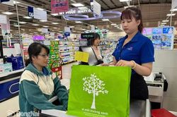 Giữ thị trường toàn cầu bằng nhà máy xanh, thông minh