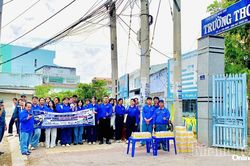 Đoàn phường Ninh Chử ra quân 'Tiếp sức mùa thi' tuyển sinh lớp 10