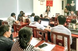Tập huấn chăm sóc dinh dưỡng bà mẹ và trẻ em