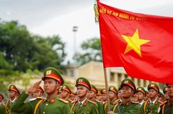 Tỉnh ủy Lào Cai ban hành Chỉ thị về xây dựng đội ngũ cán bộ công an theo hướng 'tỉnh toàn diện, xã vững mạnh, bám cơ sở', đáp ứng yêu cầu, nhiệm vụ trong kỷ nguyên mới