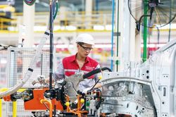 Kinh tế tư nhân trước cơ hội trở thành 'đầu kéo' đổi mới mô hình tăng trưởng