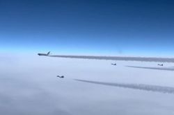 Tiêm kích Kazakhstan hộ tống chuyên cơ chở Tổng thống Putin