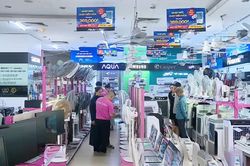 Thị trường điện máy 'tăng nhiệt' mùa nắng nóng