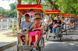Hà Nội đón gần 15 triệu lượt khách trong 5 tháng