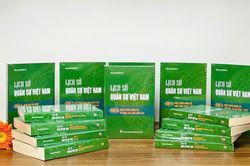 Tiếp tục ph&aacute;t huy Ng&agrave;y truyền thống Ng&agrave;nh Lịch sử Qu&acirc;n sự Việt Nam