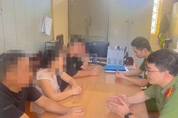 Khoảnh khắc 'căng như dây đàn' giải cứu người đàn ông định nhảy cầu vì nguyên nhân' vừa thương vừa giận'