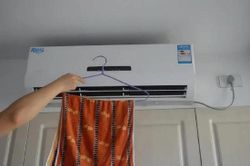 Sử dụng điều hòa vào mùa hè, nên để ba thứ này trong phòng
