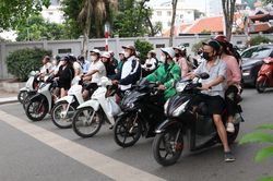 Hà Nội dự kiến thu phí xe cá nhân vào Vành đai 1 từ năm 2028