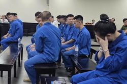 Xét xử các bị cáo trong đường dây dụ dỗ người dân vay tiền không cần thế chấp
