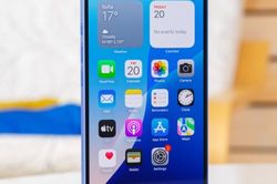 Giá iPhone 14 Plus, 15 Plus, 16 Plus giảm siêu rẻ, sở hữu màn hình lớn, pin khỏe xịn chẳng kém iPhone 17 Pro Max