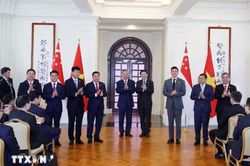 Tổng Bí thư, Chủ tịch nước Tô Lâm chứng kiến Lễ trao các văn kiện hợp tác Việt Nam - Singapore