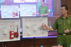 Công an Hà Nội ra mắt thiết bị báo cháy không dây thông minh với tính năng đột phá