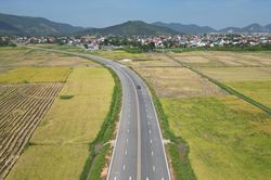 Thanh Hóa: Tuyến đường 200 tỷ đồng nối trung tâm đô thị Bồng với quốc lộ 217 sẵn sàng cán đích