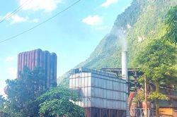 Xả bụi vượt quy chuẩn, Công ty Cổ phần Hợp kim sắt Hà Giang bị xử phạt 200 triệu đồng