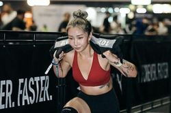 Cuộc đua 'kiệt sức' thu hút cả giới trẻ lẫn CEO Trung Quốc