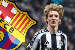 Gordon gây chú ý khi đến Barcelona