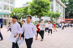 Gần 125.000 thí sinh Hà Nội bước vào Kỳ thi tuyển sinh lớp 10 năm học 2026 - 2027