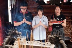 Văn Miếu - Quốc Tử Giám - 'địa chỉ đỏ' tiếp sức tinh thần cho thí sinh 'vượt vũ môn'