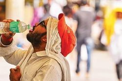 Nắng n&oacute;ng kỷ lục ở T&acirc;y &Acirc;u v&agrave; ch&acirc;u &Aacute;