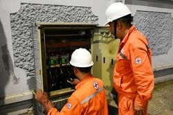 EVNHANOI thông báo hoãn các lịch cắt điện theo kế hoạch đến hết ngày 1/6