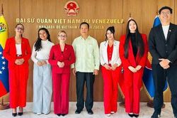 Sinh viên Venezuela nghiên cứu về Việt Nam và Chủ tịch Hồ Chí Minh
