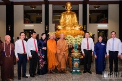 Chủ tịch Quốc hội Trần Thanh Mẫn thăm, chúc mừng các vị Lãnh đạo Giáo hội Phật giáo Việt Nam nhân dịp Đại lễ Phật đản 2026