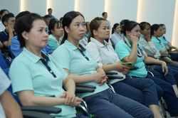Không đánh đổi an sinh xã hội, quyền lợi chính đáng của người lao động lấy tăng trưởng đơn thuần