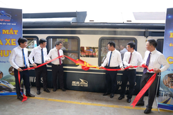 Ngành đường sắt ra mắt toa xe chỉ huy tích hợp công nghệ số, đa chức năng
